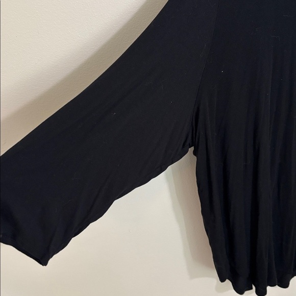 Cato Black Long Sleeve V-Neck Top - Picture 4 of 7